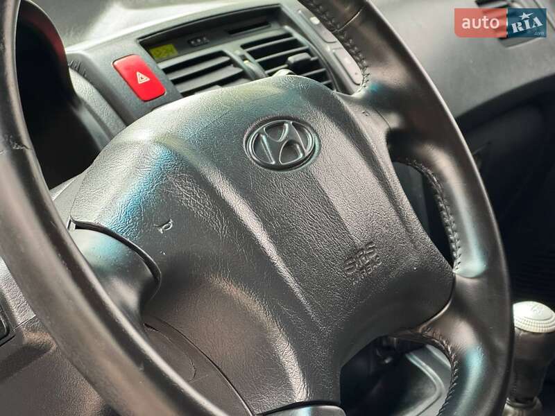 Позашляховик / Кросовер Hyundai Tucson 2008 в Охтирці