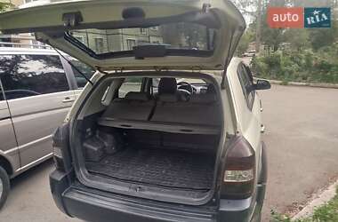 Внедорожник / Кроссовер Hyundai Tucson 2007 в 