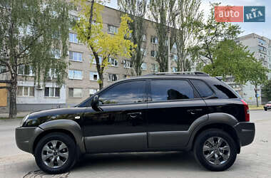 Внедорожник / Кроссовер Hyundai Tucson 2008 в 