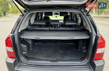 Внедорожник / Кроссовер Hyundai Tucson 2008 в 
