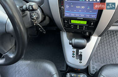 Внедорожник / Кроссовер Hyundai Tucson 2008 в 