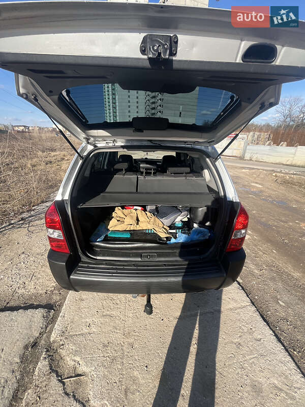 Внедорожник / Кроссовер Hyundai Tucson 2011 в Киеве