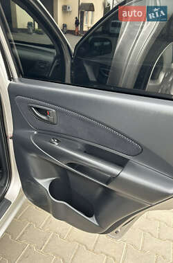 Внедорожник / Кроссовер Hyundai Tucson 2006 в 