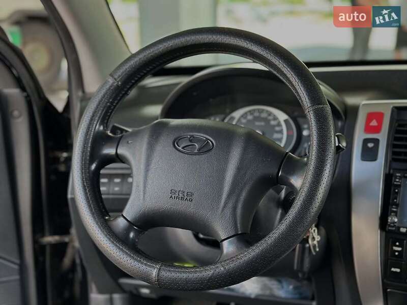 Позашляховик / Кросовер Hyundai Tucson 2007 в Дніпрі