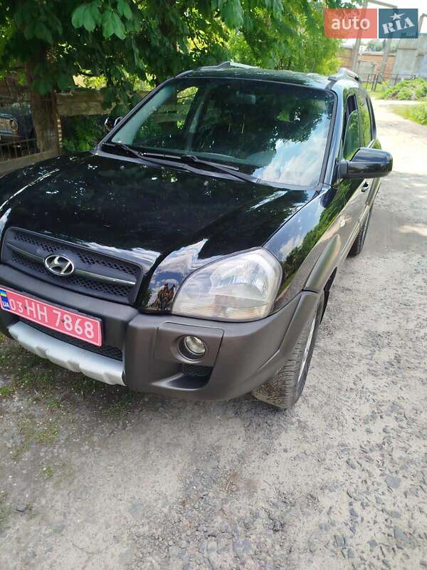 Внедорожник / Кроссовер Hyundai Tucson 2007 в 