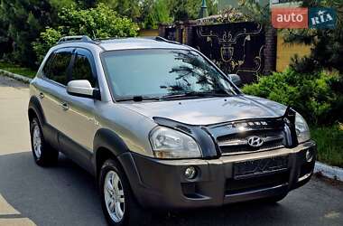 Внедорожник / Кроссовер Hyundai Tucson 2007 в 