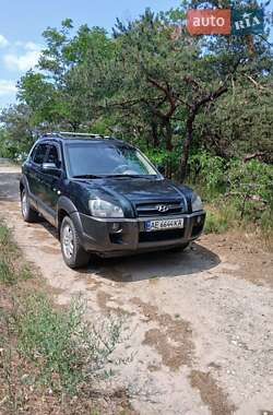 Позашляховик / Кросовер Hyundai Tucson 2008 в Синельниковому