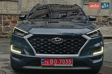 Внедорожник / Кроссовер Hyundai Tucson 2019 в 