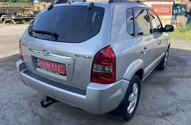Внедорожник / Кроссовер Hyundai Tucson 2007 в 