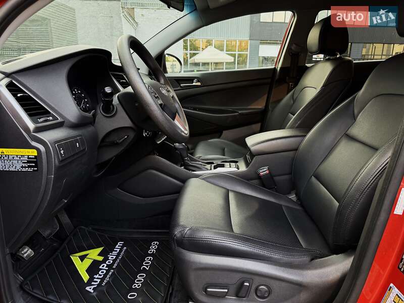 Внедорожник / Кроссовер Hyundai Tucson 2017 в Киеве