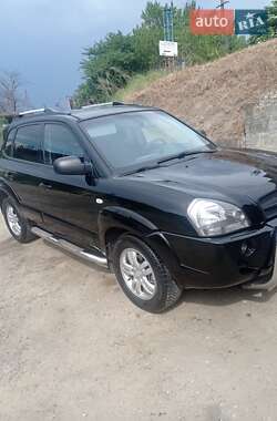 Внедорожник / Кроссовер Hyundai Tucson 2007 в 