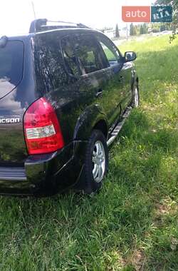 Внедорожник / Кроссовер Hyundai Tucson 2007 в 