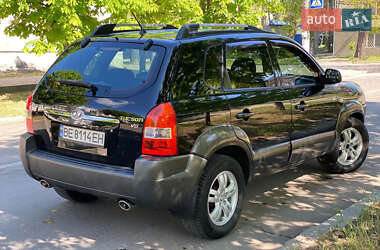 Внедорожник / Кроссовер Hyundai Tucson 2007 в 