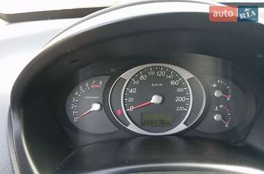 Позашляховик / Кросовер Hyundai Tucson 2006 в 