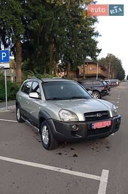Внедорожник / Кроссовер Hyundai Tucson 2007 в 