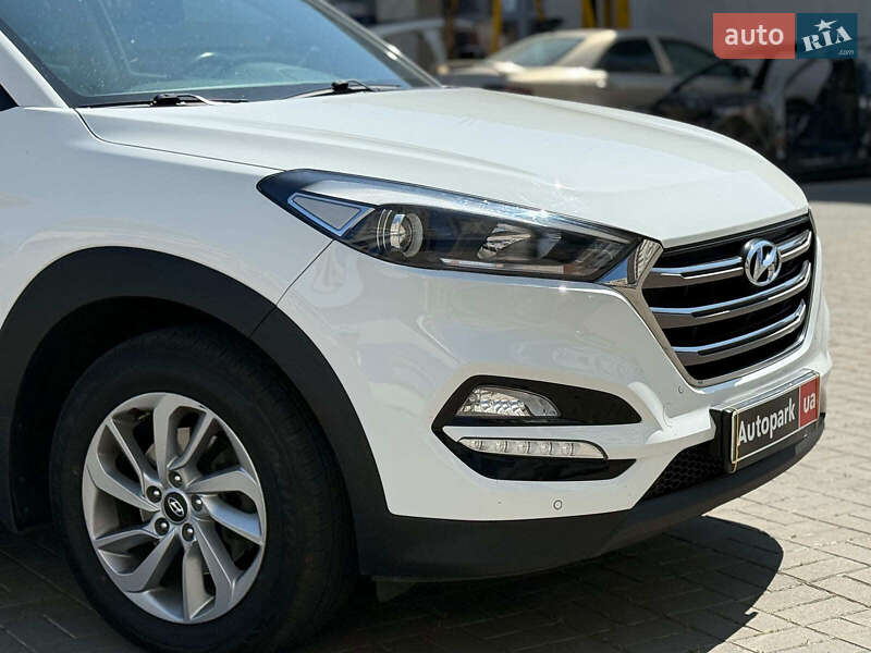 Позашляховик / Кросовер Hyundai Tucson 2016 в Одесі