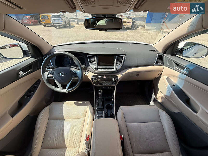 Позашляховик / Кросовер Hyundai Tucson 2016 в Одесі