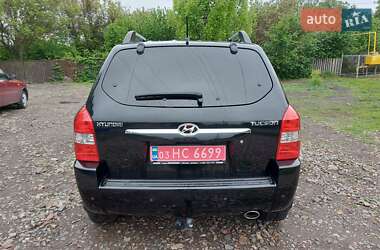 Позашляховик / Кросовер Hyundai Tucson 2006 в 