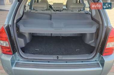Внедорожник / Кроссовер Hyundai Tucson 2005 в 