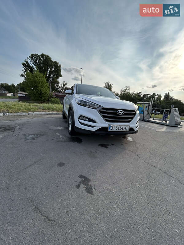 Внедорожник / Кроссовер Hyundai Tucson 2017 в Кременчуге