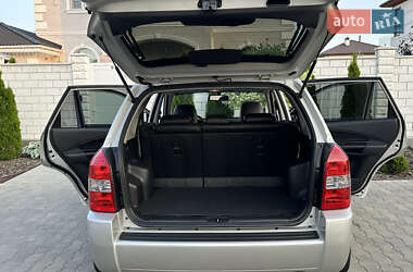 Внедорожник / Кроссовер Hyundai Tucson 2008 в 