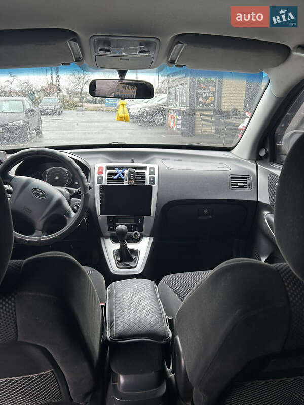 Позашляховик / Кросовер Hyundai Tucson 2007 в Житомирі