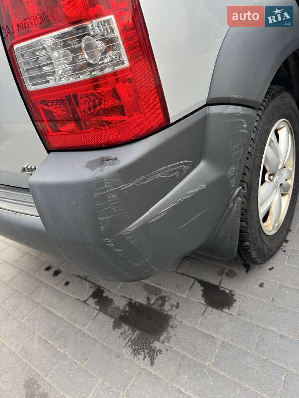 Позашляховик / Кросовер Hyundai Tucson 2011 в Києві