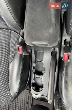 Внедорожник / Кроссовер Hyundai Tucson 2011 в 