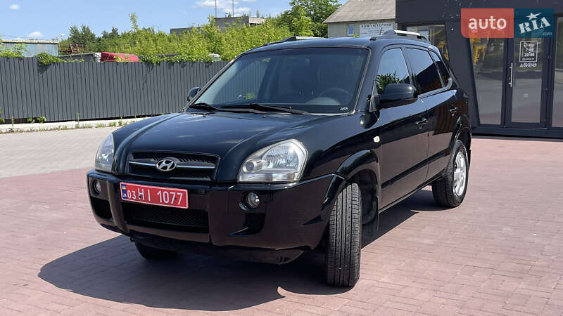 Внедорожник / Кроссовер Hyundai Tucson 2006 в 