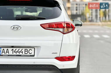 Внедорожник / Кроссовер Hyundai Tucson 2017 в 