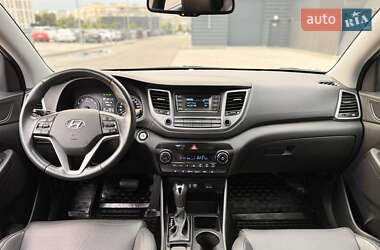 Внедорожник / Кроссовер Hyundai Tucson 2017 в 