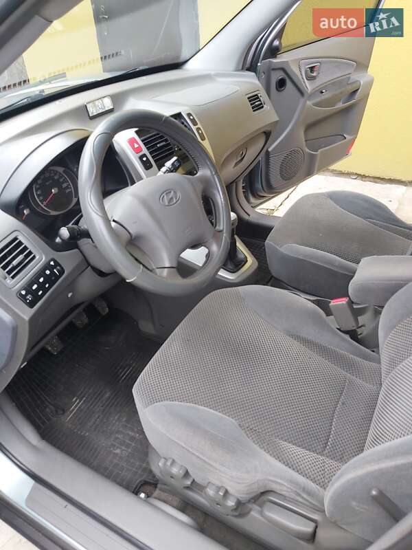 Внедорожник / Кроссовер Hyundai Tucson 2006 в Ревном фото 14 Внедорожник / Кроссовер Hyundai Tucson 2006 в Ревном