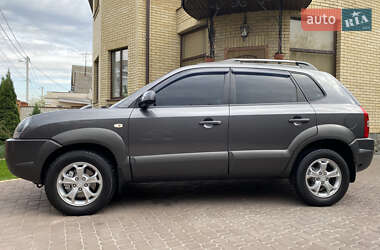 Внедорожник / Кроссовер Hyundai Tucson 2009 в 