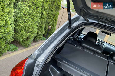 Внедорожник / Кроссовер Hyundai Tucson 2009 в 