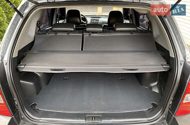 Внедорожник / Кроссовер Hyundai Tucson 2009 в 