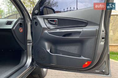 Внедорожник / Кроссовер Hyundai Tucson 2009 в 