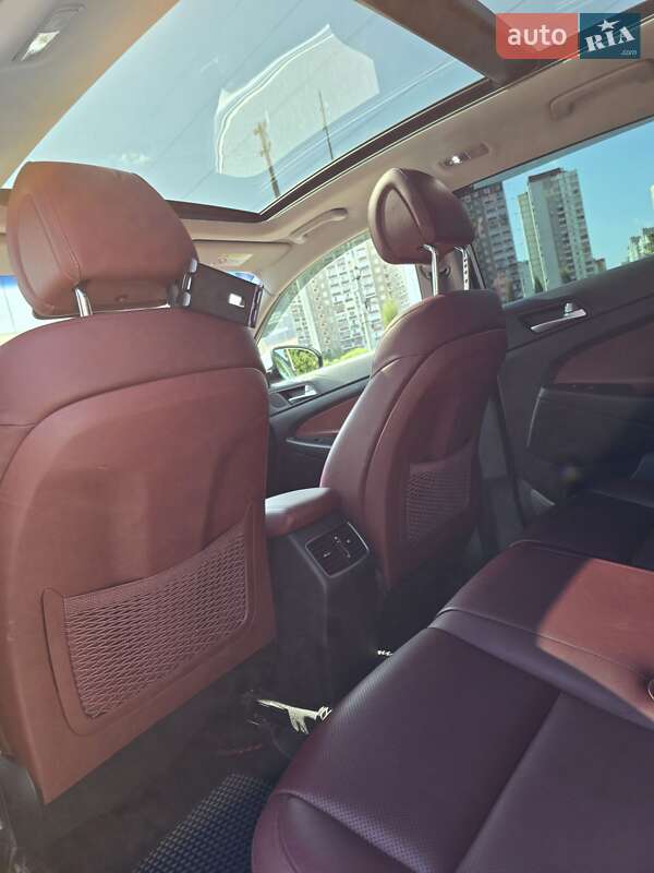 Позашляховик / Кросовер Hyundai Tucson 2017 в Києві