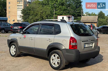 Внедорожник / Кроссовер Hyundai Tucson 2008 в 