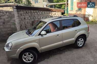 Внедорожник / Кроссовер Hyundai Tucson 2008 в 