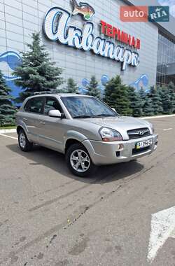 Позашляховик / Кросовер Hyundai Tucson 2008 в Києві