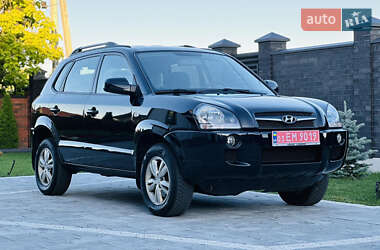 Позашляховик / Кросовер Hyundai Tucson 2009 в Луцьку