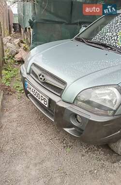 Внедорожник / Кроссовер Hyundai Tucson 2010 в Покровске