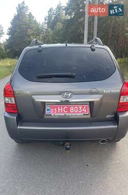 Позашляховик / Кросовер Hyundai Tucson 2010 в 