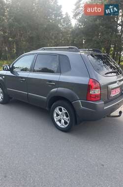 Позашляховик / Кросовер Hyundai Tucson 2010 в 