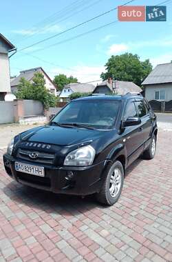 Внедорожник / Кроссовер Hyundai Tucson 2005 в Добрянском