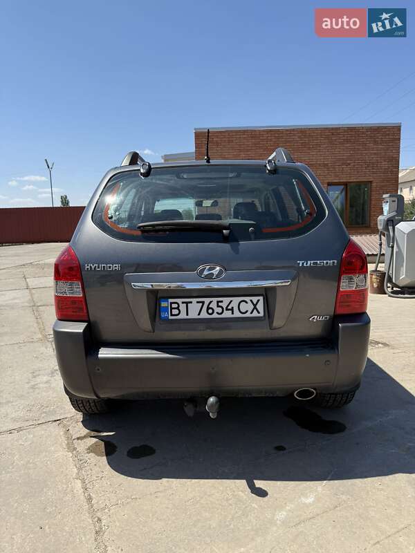 Внедорожник / Кроссовер Hyundai Tucson 2008 в Великой Александровке