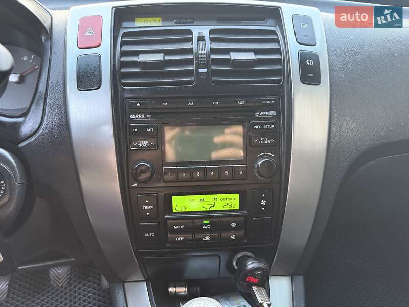 Внедорожник / Кроссовер Hyundai Tucson 2008 в Великой Александровке