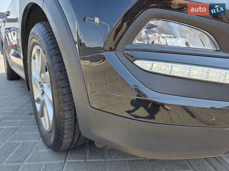Позашляховик / Кросовер Hyundai Tucson 2016 в Софіївській Борщагівці