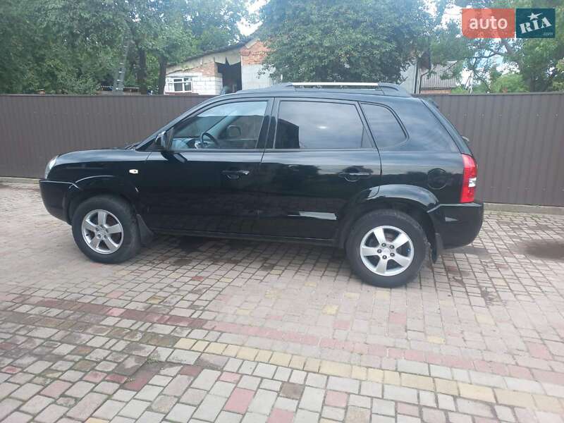 Позашляховик / Кросовер Hyundai Tucson 2006 в Сокалі