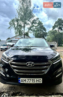Позашляховик / Кросовер Hyundai Tucson 2016 в Києві